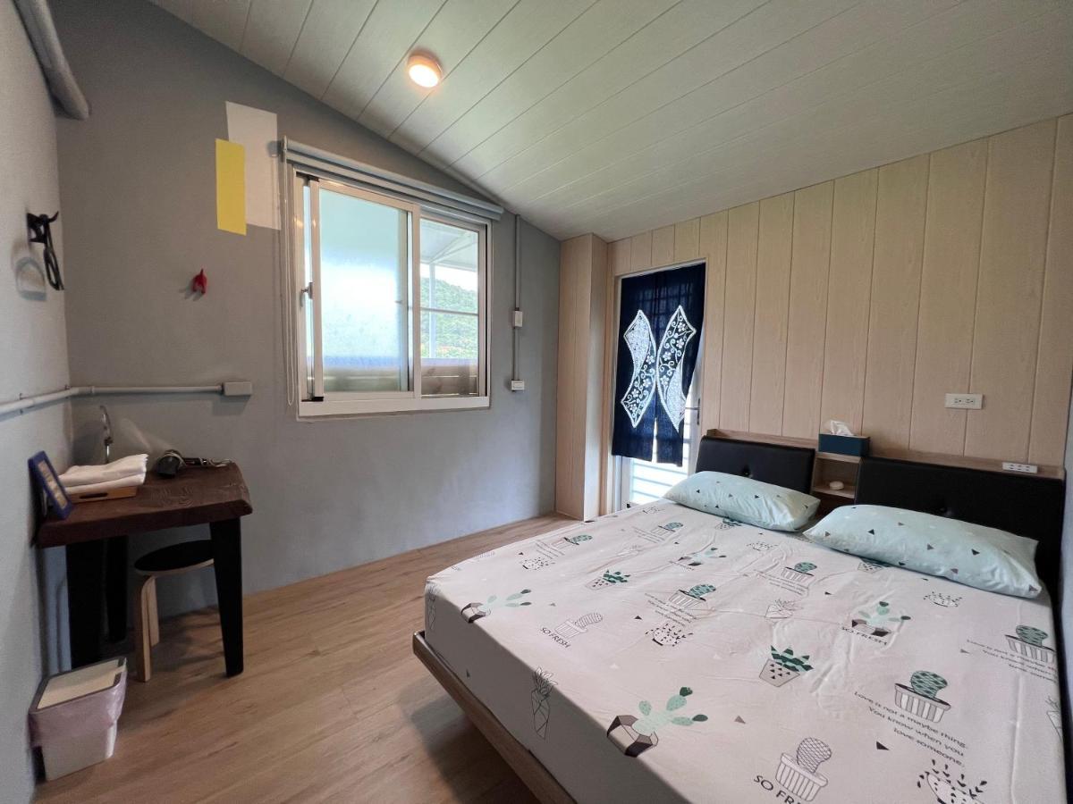 Back To Real Hostel Taitung Екстер'єр фото