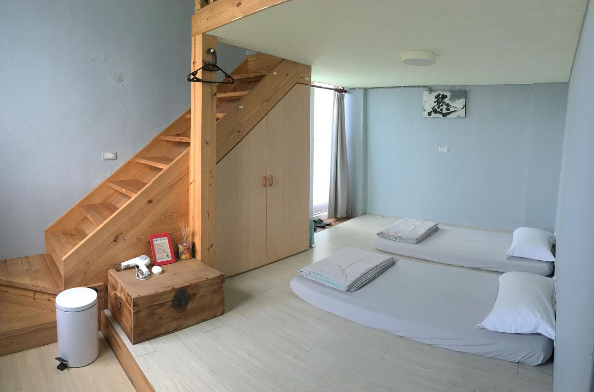 Back To Real Hostel Taitung Екстер'єр фото